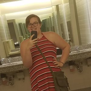 Meet your Posher, Loreali